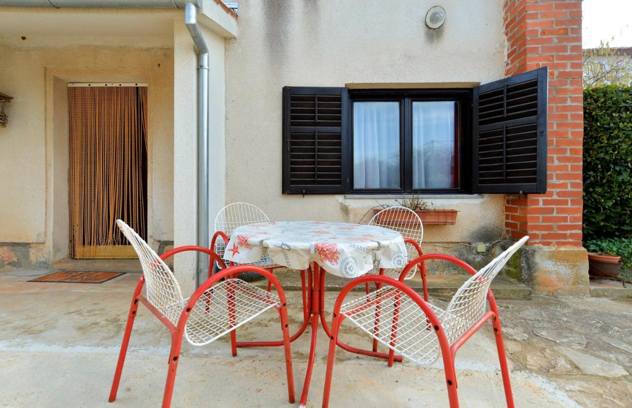 Villa House Monteci 1378 à Galižana Extérieur photo